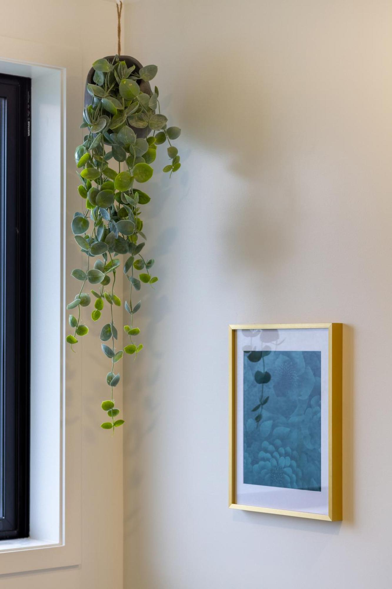 Serene Living 2 Bed With Carpark Christchurch Exteriör bild
